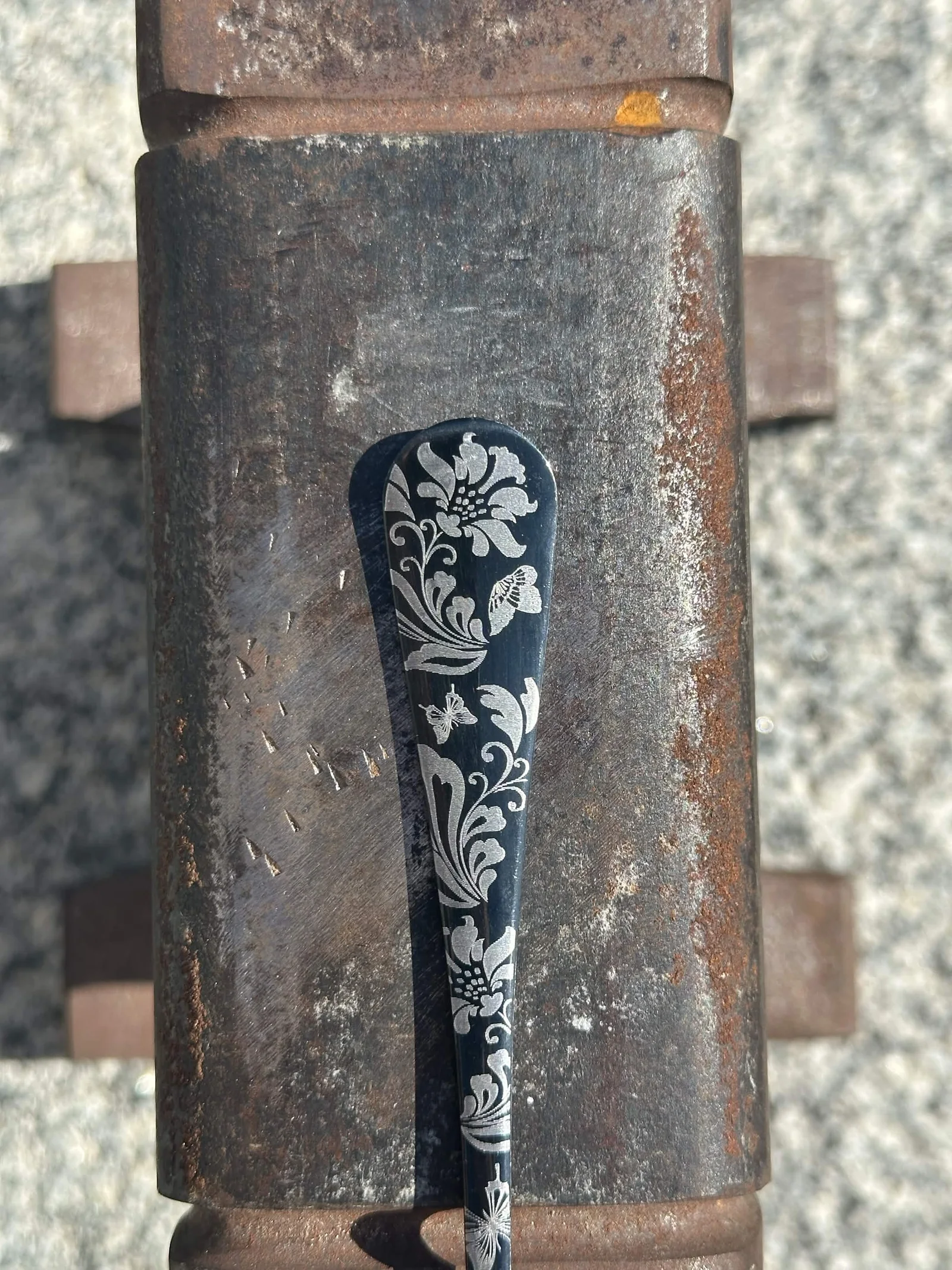Bague Fleurs Noircies