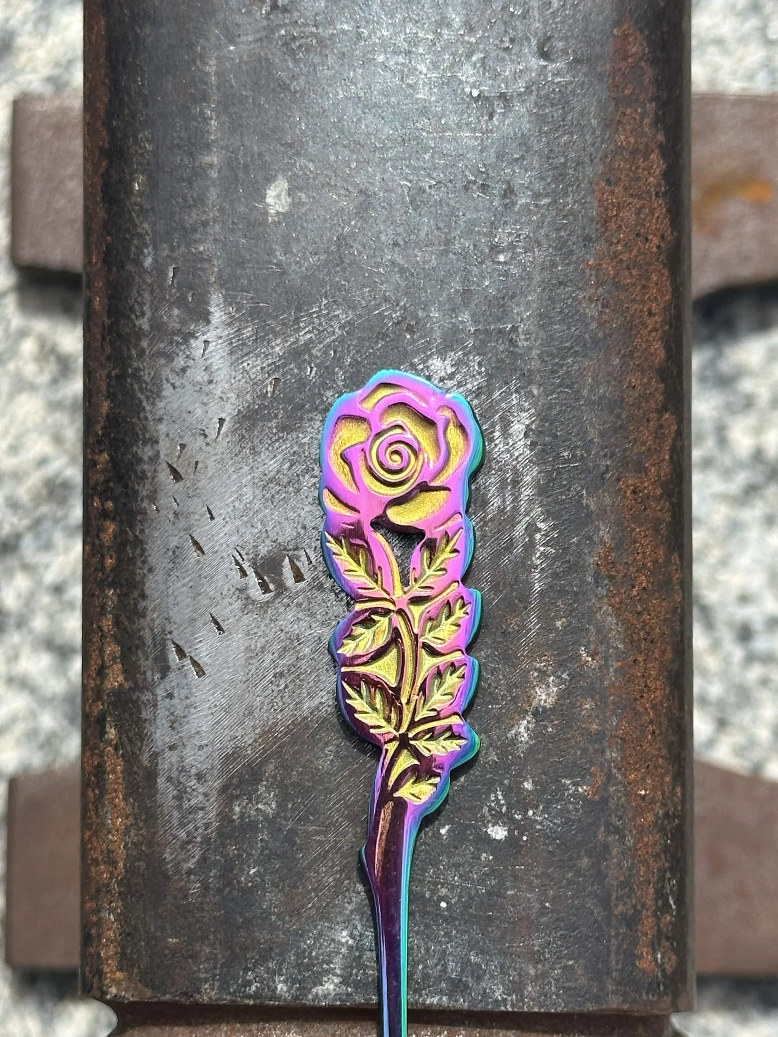 Bague Rose Irisée