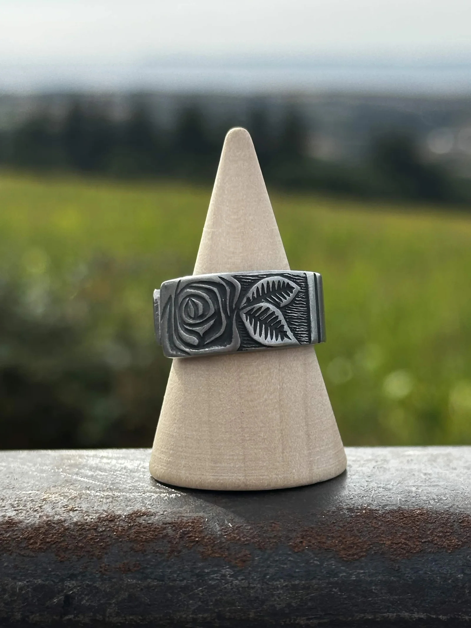 Bague Rose Sculptée